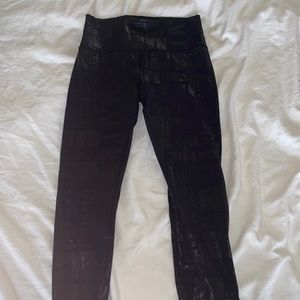 Lululemon Leggings ~rare~ SIZE 8!!! 25’